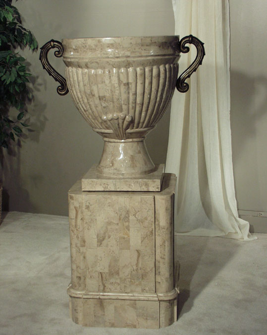 Caesar Planter, Round with handles, Cantor Stone