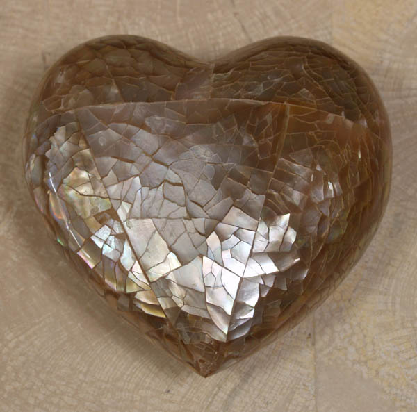 Heart Sculpture, Cracked Brown Lip Seashell Finish